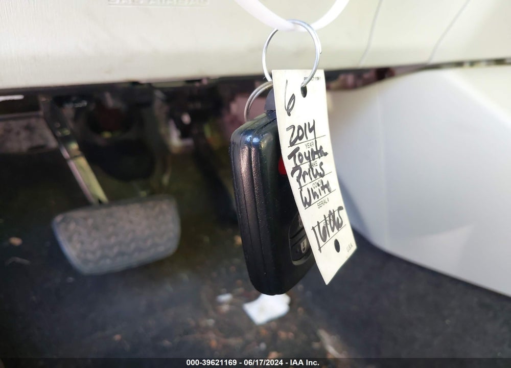 2014 TOYOTA PRIUS THREE VIN: JTDKN3DU2E1756536
