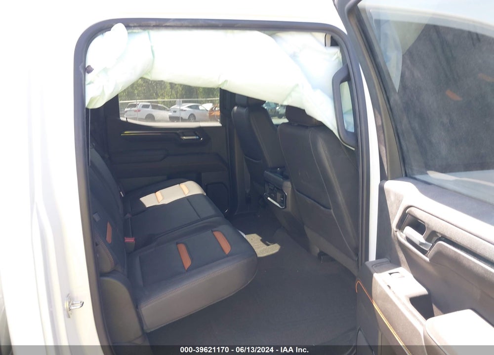 2023 GMC SIERRA 1500 AT4 VIN: 1GTUUEE81PZ178717