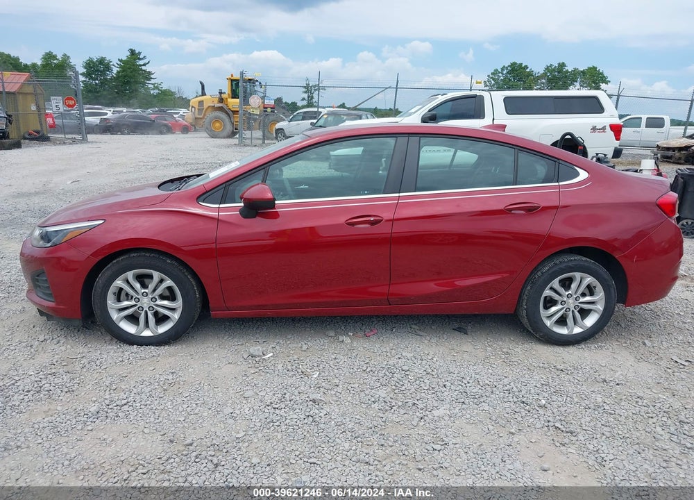 2019 CHEVROLET CRUZE VIN: 1G1BE5SM3K7102886