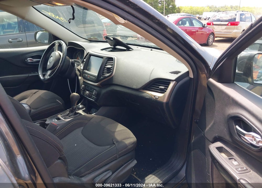 2016 JEEP CHEROKEE LATITUDE VIN: 1C4PJMCB8GW333358