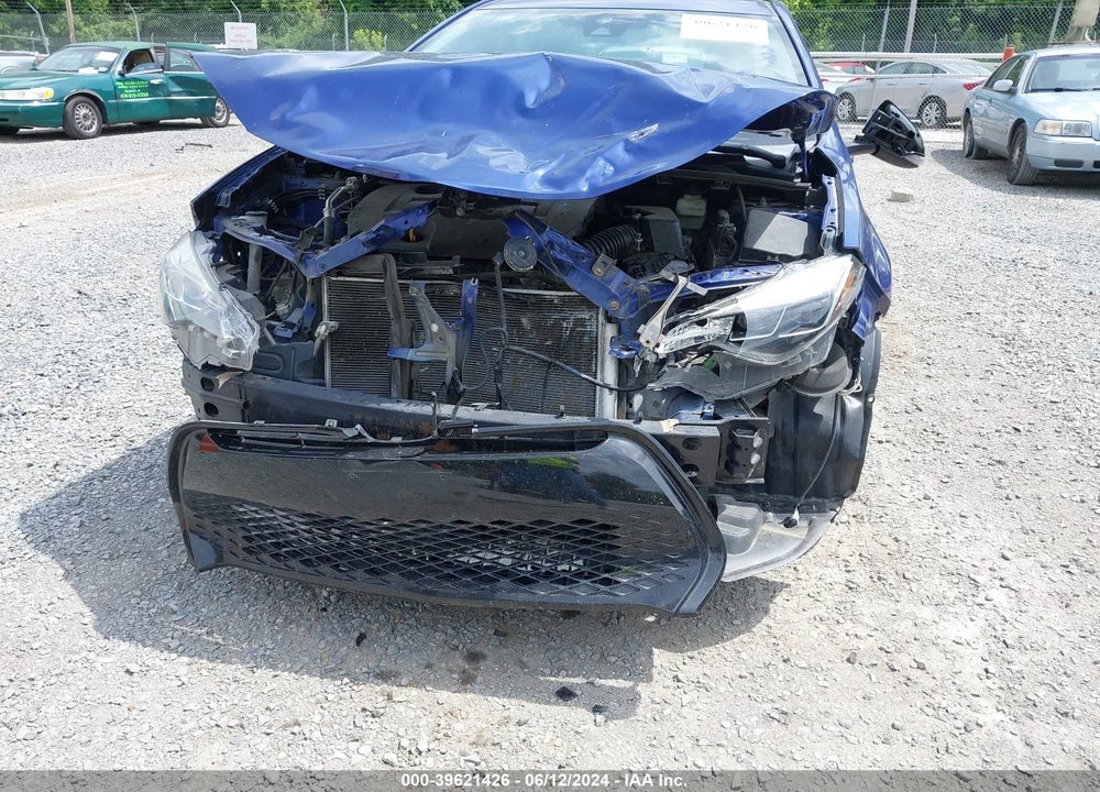 2017 TOYOTA COROLLA SE VIN: 5YFBURHE8HP658183