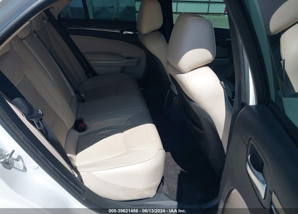 2017 CHRYSLER 300C VIN: 2C3CCAEG1HH564395