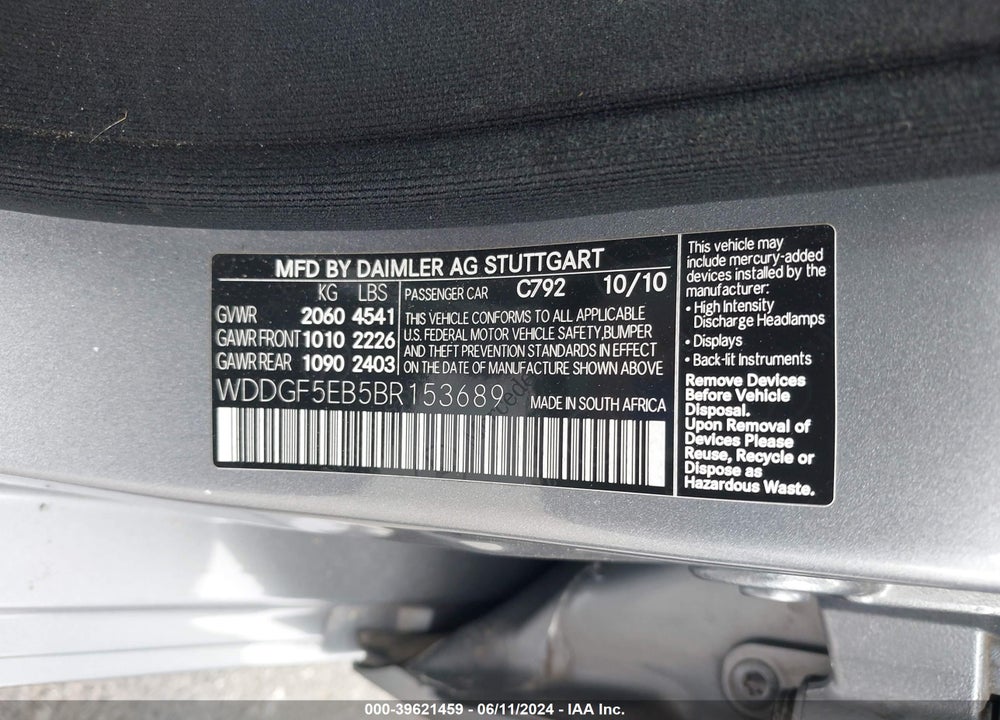 2011 MERCEDES-BENZ C 300 LUXURY/SPORT VIN: WDDGF5EB5BR153689