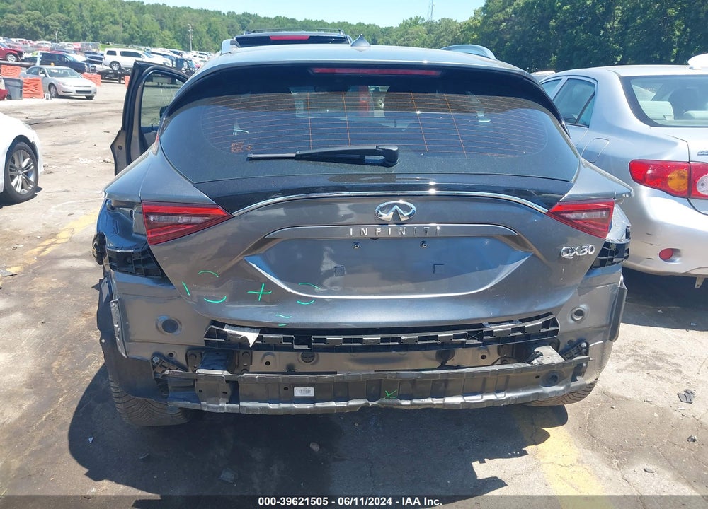 2017 INFINITI QX30 PREMIUM VIN: SJKCH5CP8HA023086