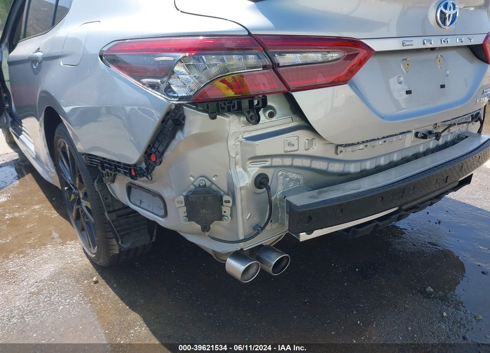 2021 TOYOTA CAMRY XSE HYBRID VIN: 4T1K31AK1MU022167
