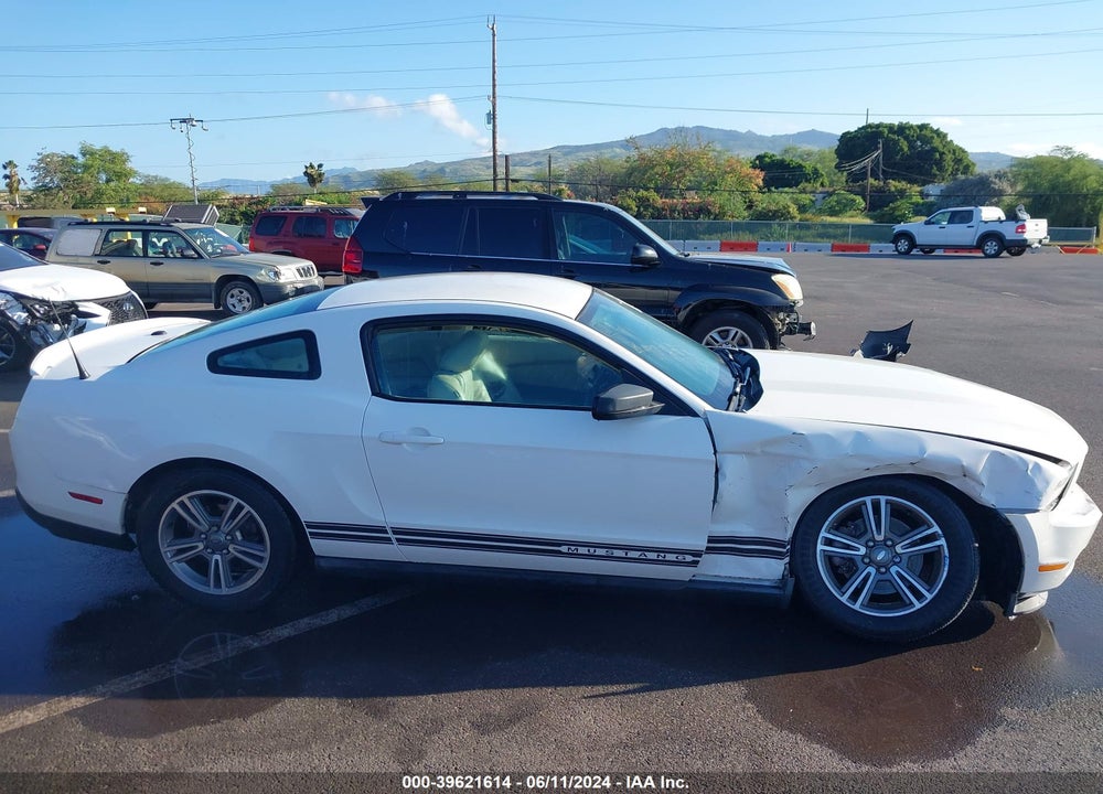 2011 FORD MUSTANG V6 PREMIUM VIN: 1ZVBP8AM8B5106610