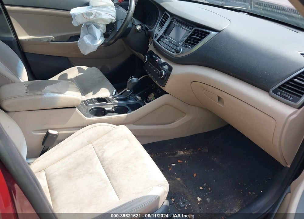 2016 HYUNDAI TUCSON SPORT VIN: KM8J33A21GU196154