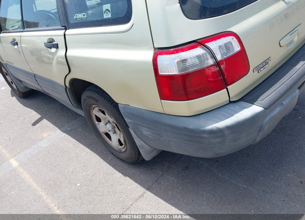 2001 SUBARU FORESTER L VIN: JF1SF63521H708342