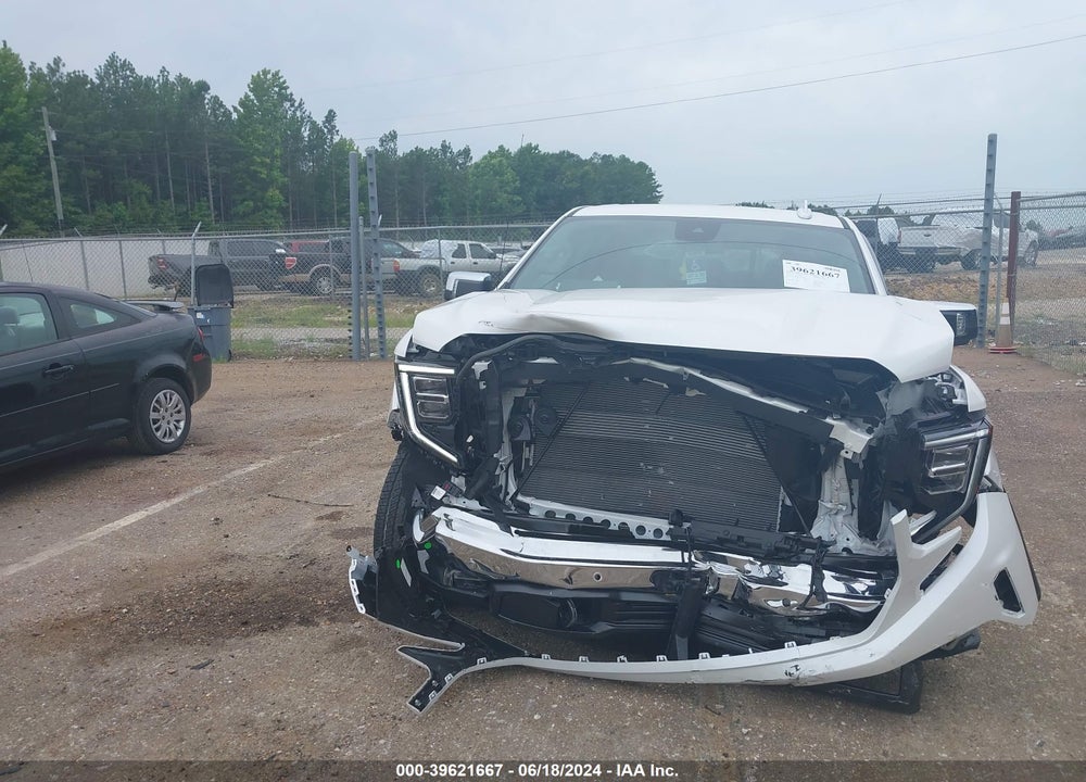 2024 GMC SIERRA 1500 SLT VIN: 1GTUUDEL9RZ137320