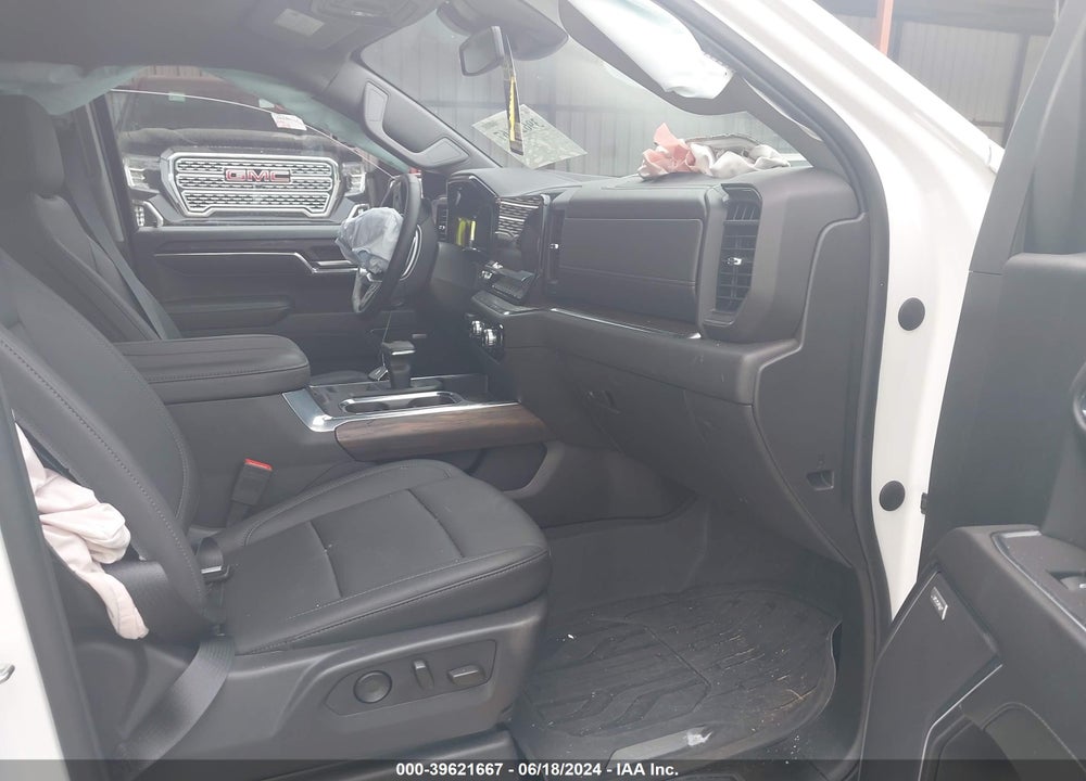 2024 GMC SIERRA 1500 SLT VIN: 1GTUUDEL9RZ137320