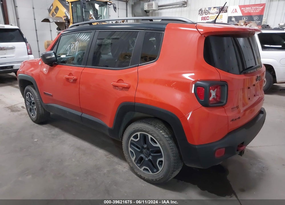 2015 JEEP RENEGADE TRAILHAWK VIN: ZACCJBCT0FPC00052