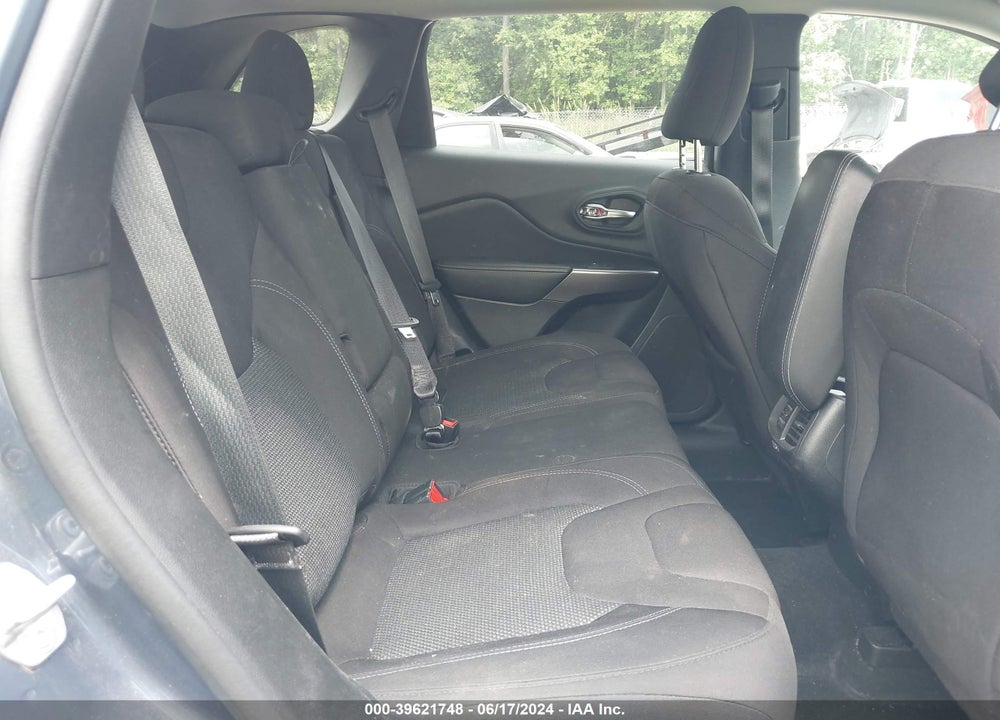 2019 JEEP CHEROKEE LATITUDE FWD VIN: 1C4PJLCX9KD478791