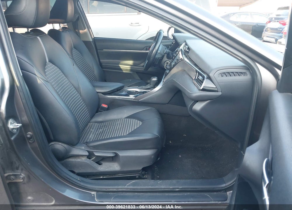 2020 TOYOTA CAMRY SE VIN: 4T1G11AK5LU942927