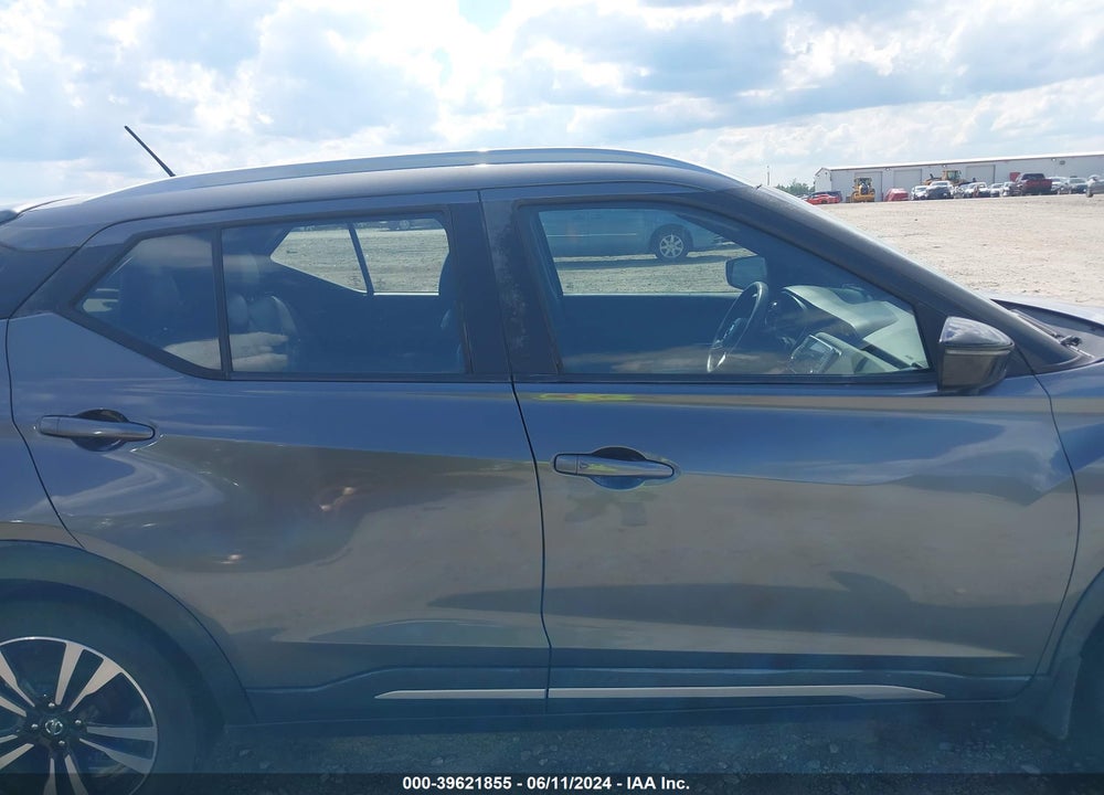 2019 NISSAN KICKS SR VIN: 3N1CP5CU7KL501092