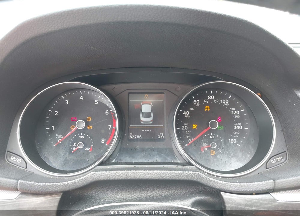 2018 VOLKSWAGEN PASSAT 2.0T SE VIN: 1VWBA7A33JC043462