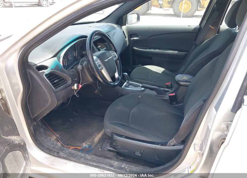 2012 CHRYSLER 200 TOURING VIN: 1C3CCBBB0CN100982