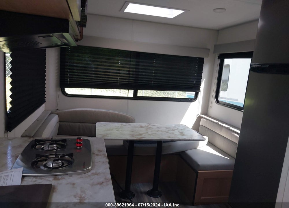 2022 AVENGER TRAVEL TRAILER VIN: 5ZT2AVEC9NG813159