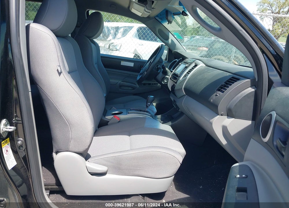 2015 TOYOTA TACOMA BASE V6 VIN: 3TMLU4EN4FM177007