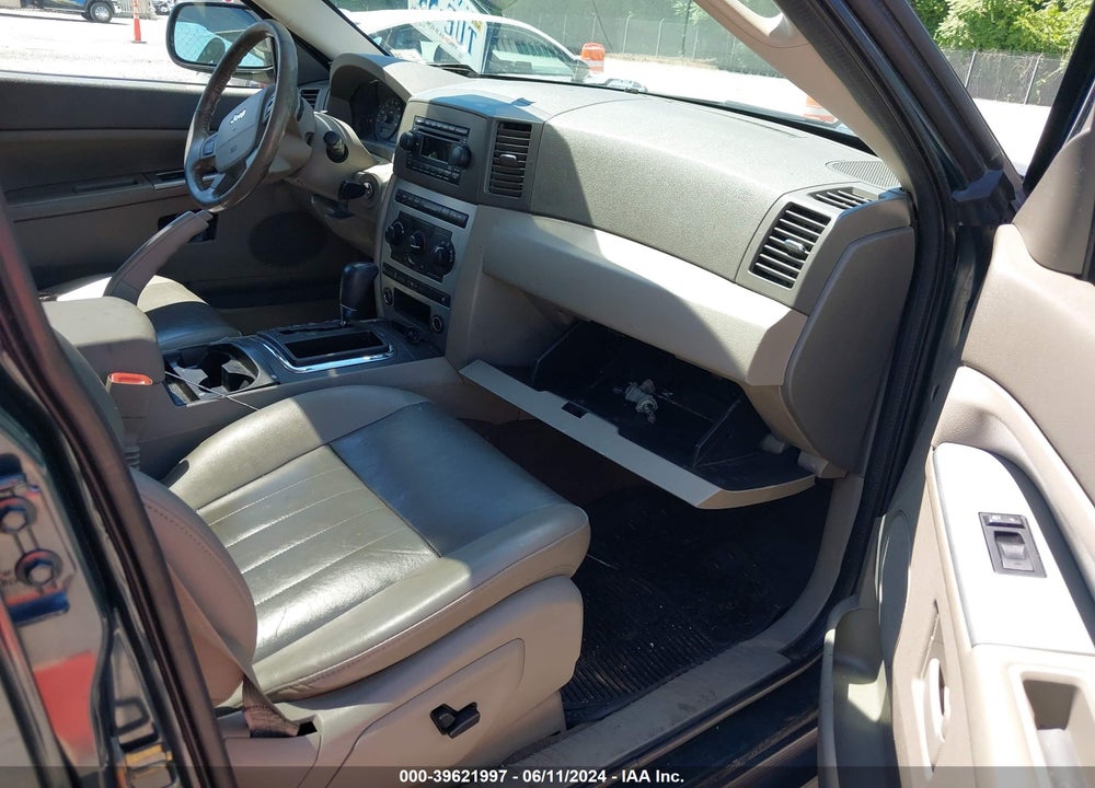 2005 JEEP GRAND CHEROKEE LAREDO VIN: 1J8GR48K85C666040