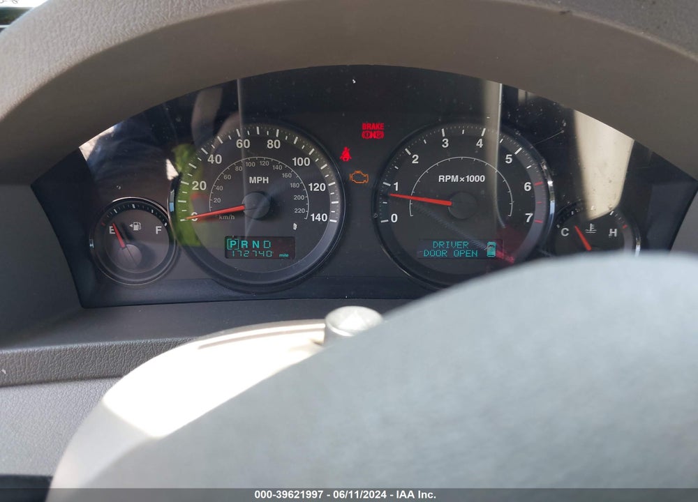 2005 JEEP GRAND CHEROKEE LAREDO VIN: 1J8GR48K85C666040