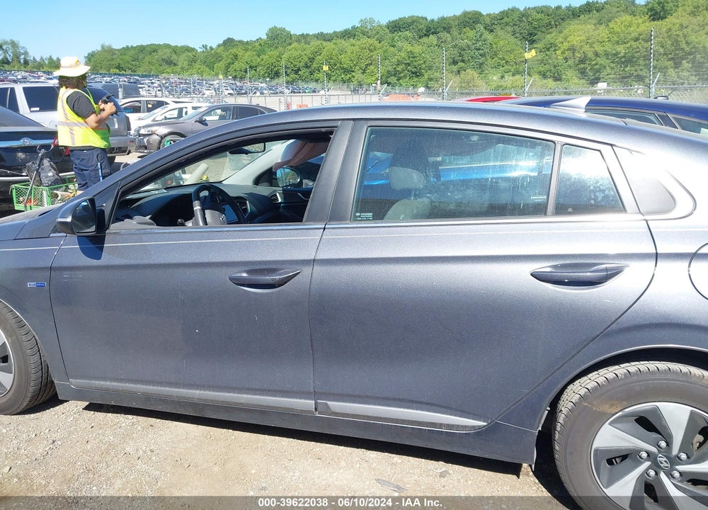 2019 HYUNDAI IONIQ HYBRID SEL VIN: KMHC75LC7KU113012