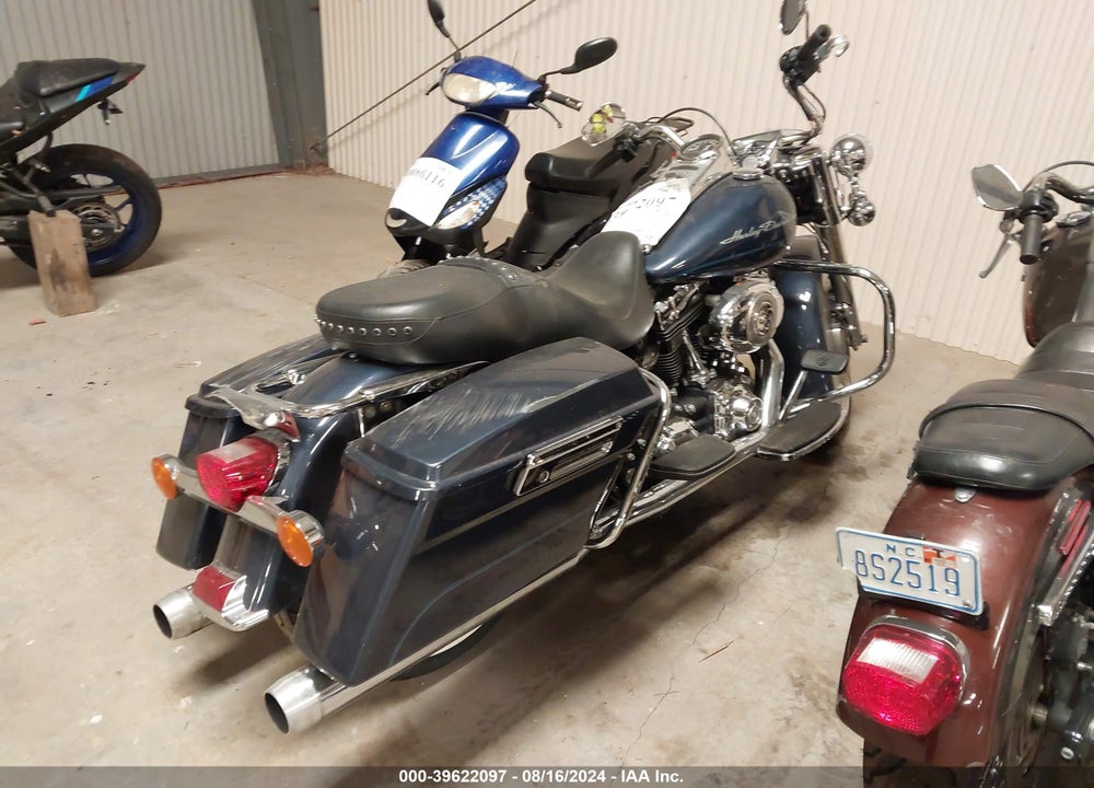 2008 HARLEY-DAVIDSON FLHR VIN: 1HD1FB4178Y698247