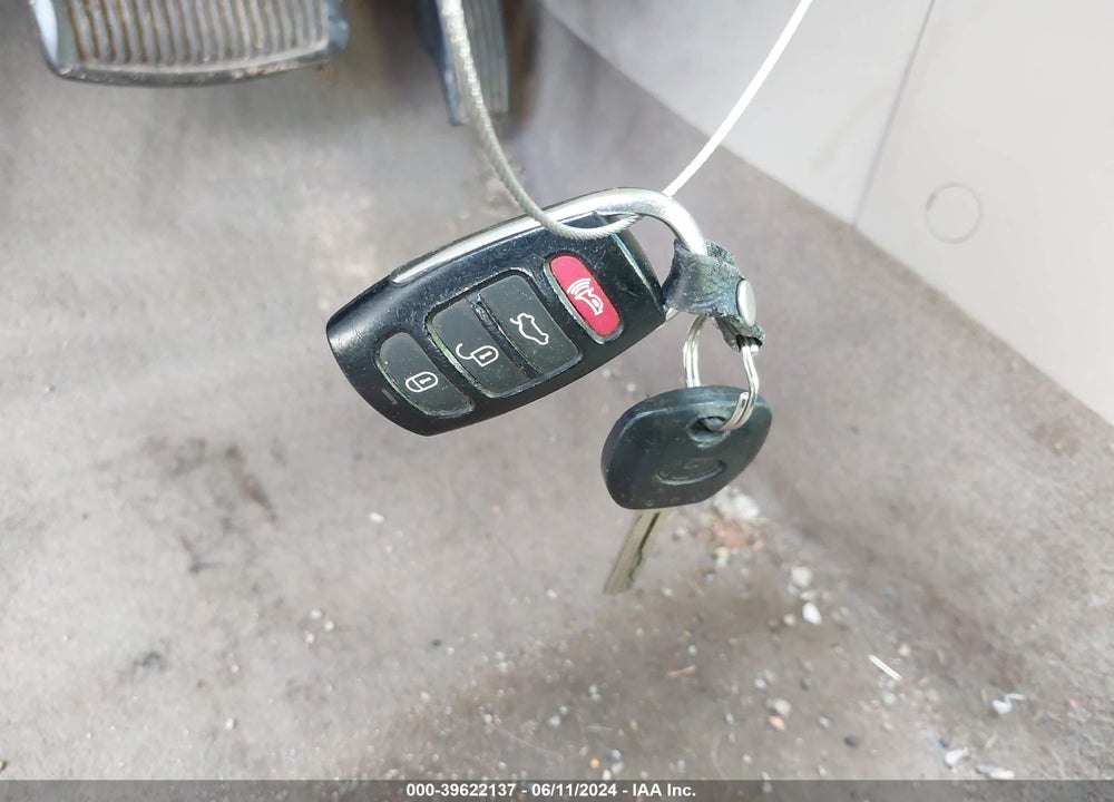 2008 HYUNDAI AZERA LIMITED VIN: KMHFC46F08A301552