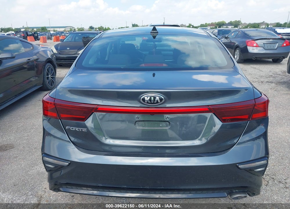 2021 KIA FORTE LXS VIN: 3KPF24AD6ME371500