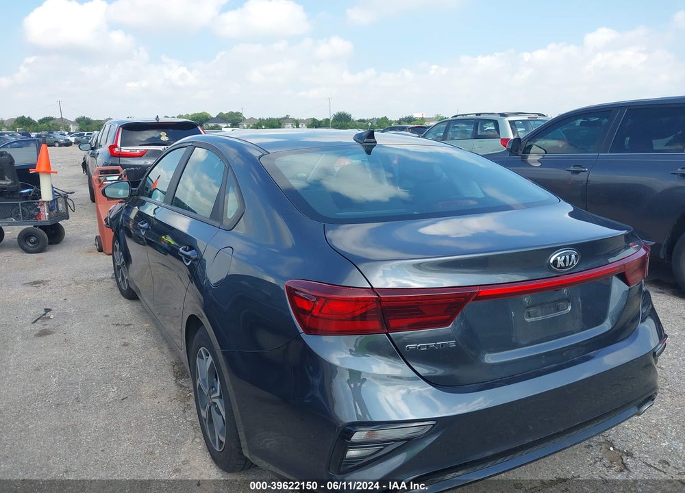 2021 KIA FORTE LXS VIN: 3KPF24AD6ME371500