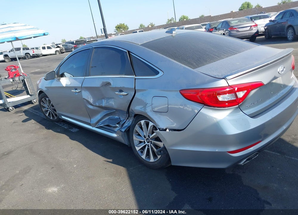 2015 HYUNDAI SONATA SPORT VIN: 5NPE34AF6FH196870