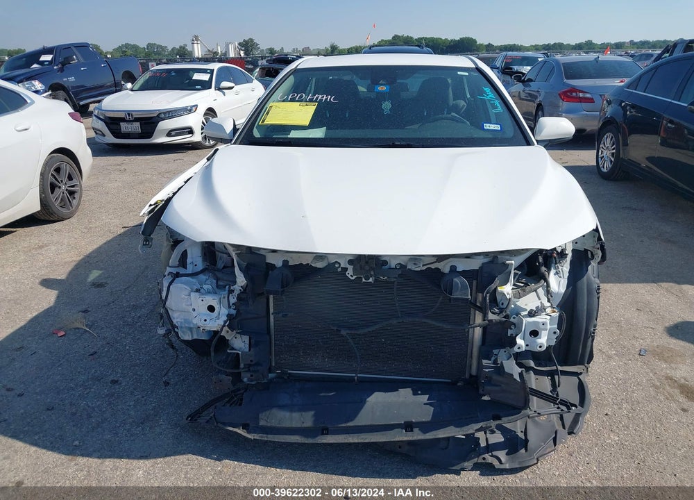 2020 TOYOTA CAMRY LE VIN: 4T1C11AK3LU928510