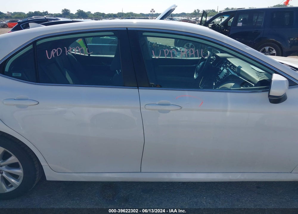 2020 TOYOTA CAMRY LE VIN: 4T1C11AK3LU928510