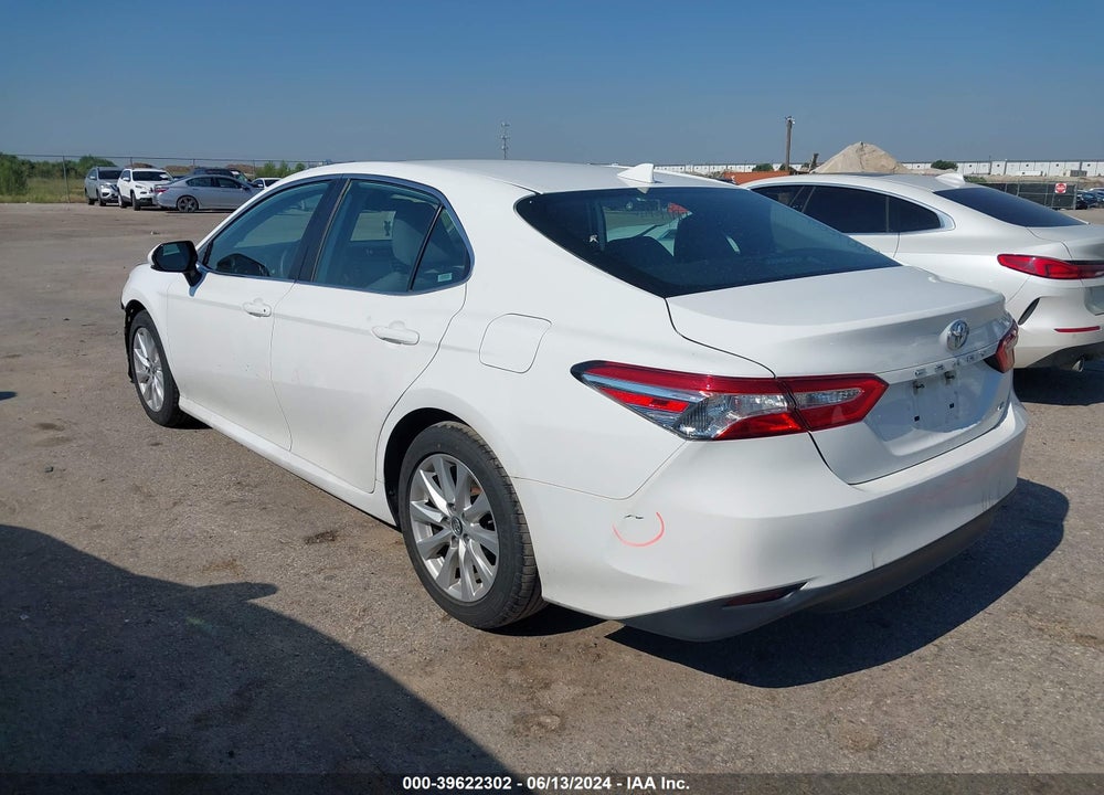 2020 TOYOTA CAMRY LE VIN: 4T1C11AK3LU928510