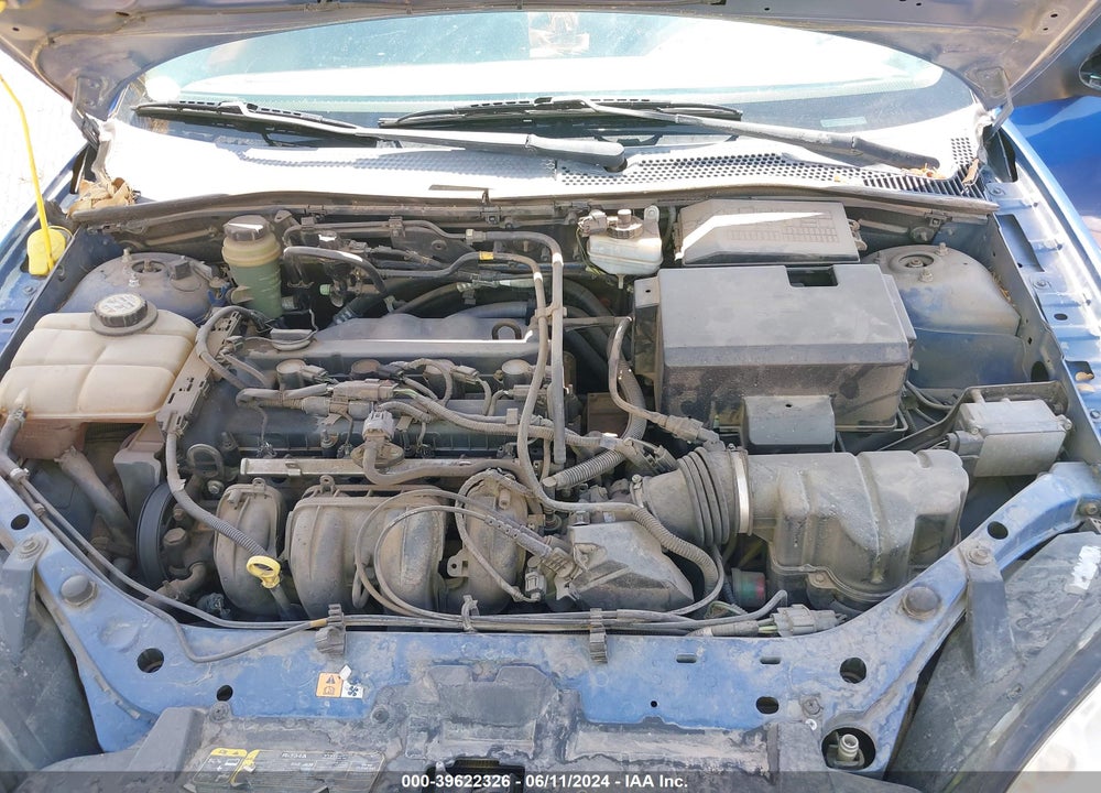 2005 FORD FOCUS ZX4 VIN: 1FAFP34N55W310281