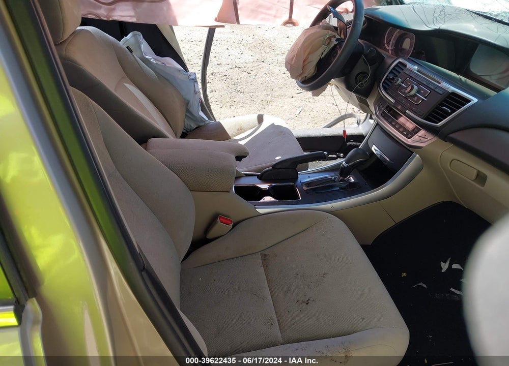2013 HONDA ACCORD LX VIN: 1HGCR2F32DA070357