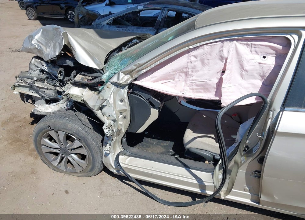 2013 HONDA ACCORD LX VIN: 1HGCR2F32DA070357