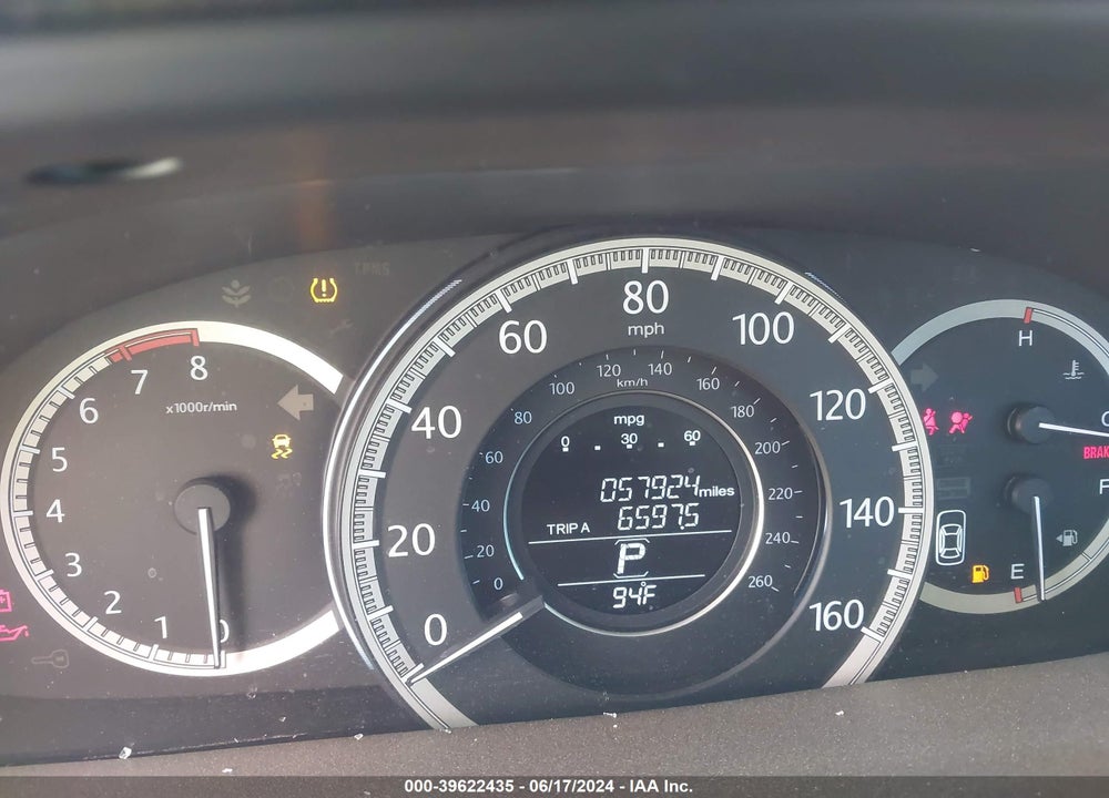 2013 HONDA ACCORD LX VIN: 1HGCR2F32DA070357