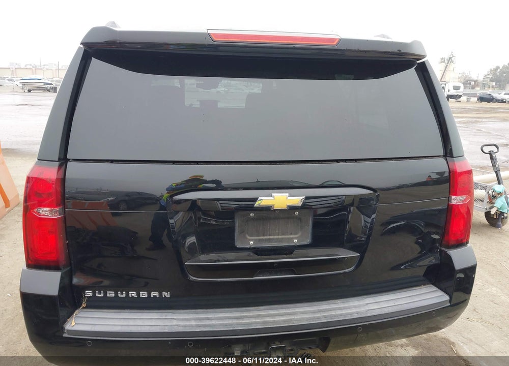 2017 CHEVROLET SUBURBAN LT VIN: 1GNSCHKCXHR167597