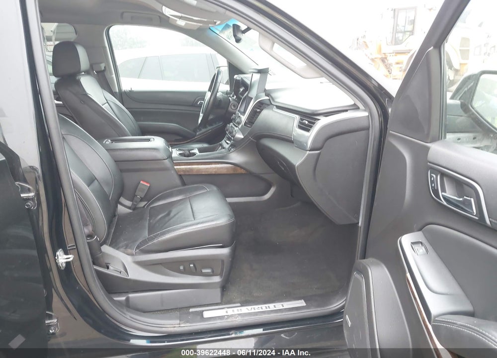 2017 CHEVROLET SUBURBAN LT VIN: 1GNSCHKCXHR167597