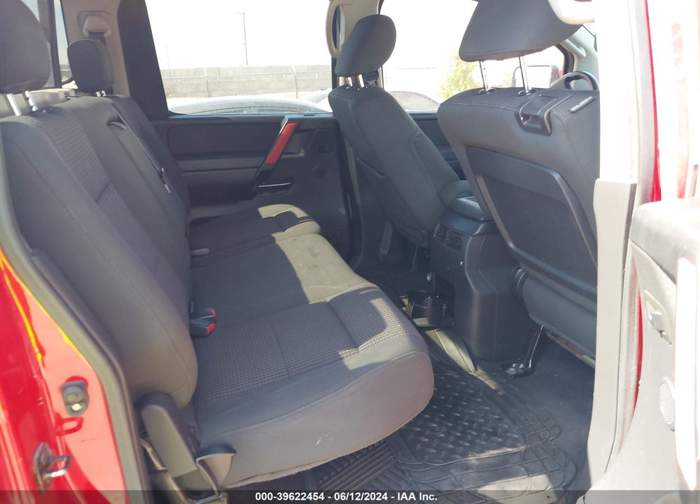 2010 NISSAN TITAN SE VIN: 1N6BA0EC8AN313274