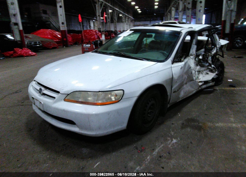 1998 HONDA ACCORD EX VIN: 1HGCG5553WA065410