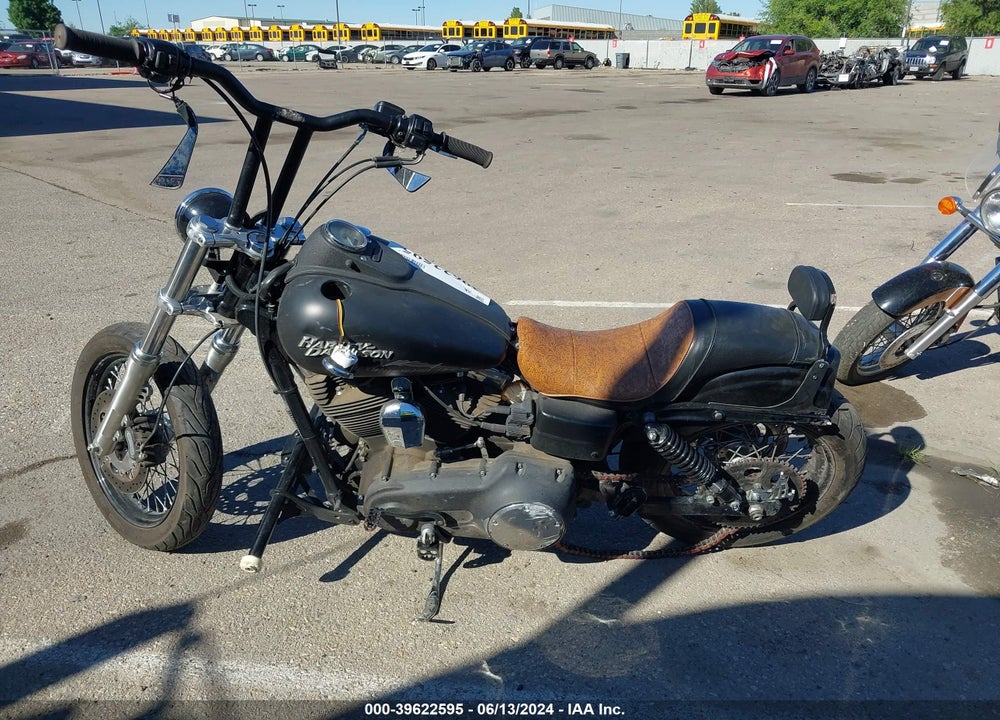 2010 HARLEY-DAVIDSON FXDB VIN: 1HD1GX413AC328264