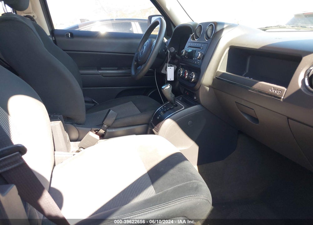 2016 JEEP PATRIOT SPORT VIN: 1C4NJPBA2GD670282