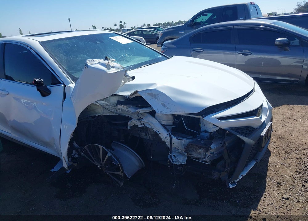 2020 TOYOTA CAMRY SE VIN: 4T1G11AK4LU884602