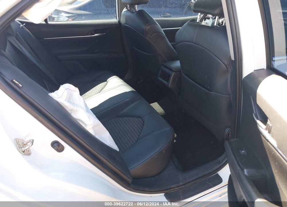 2020 TOYOTA CAMRY SE VIN: 4T1G11AK4LU884602