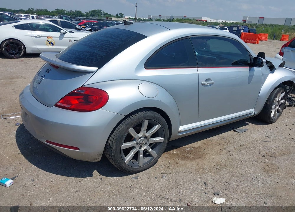 2012 VOLKSWAGEN BEETLE 2.5L VIN: 3VWJP7AT2CM661285