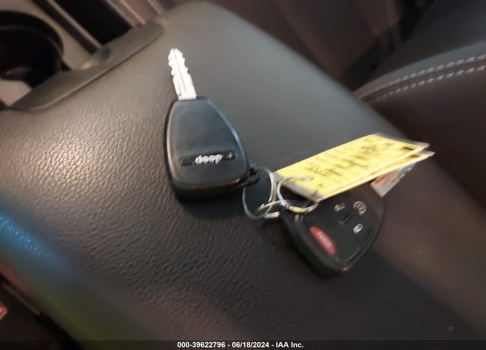 2017 JEEP WRANGLER UNLIMITED SAHARA 4X4 VIN: 1C4BJWEGXHL734847