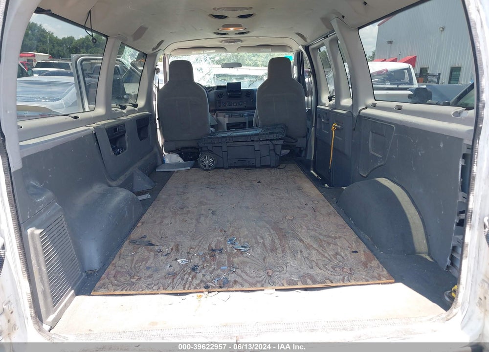 2010 FORD E-350 SUPER DUTY XL/XLT VIN: 1FBNE3BL4ADA02946