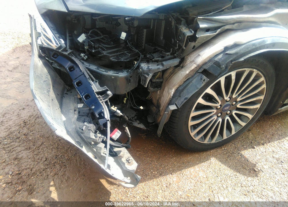 2018 FORD FUSION TITANIUM VIN: 3FA6P0D94JR138789