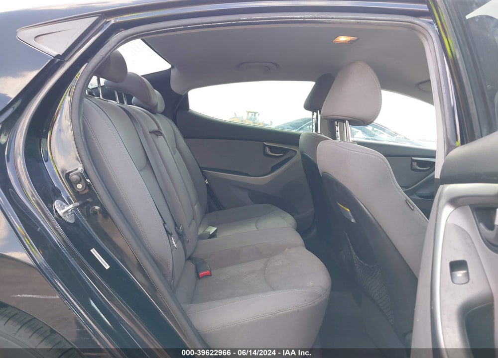 2014 HYUNDAI ELANTRA SE VIN: KMHDH4AE6EU134678